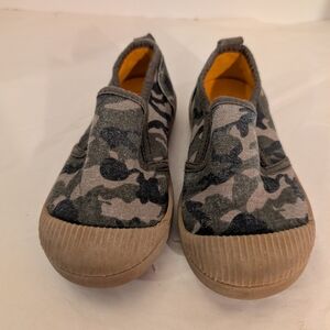 Cat & Jack Toddler Boy Green Camouflage Slip-On Sneakers in Size 7